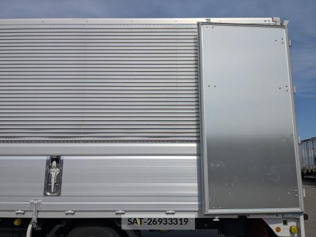 Hino RANGER 2025-09 8231527-19