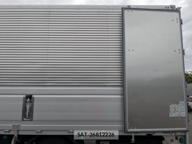 Hino RANGER 2024-10 8231526-23