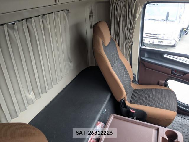 Hino RANGER 2024-10 8231526-26