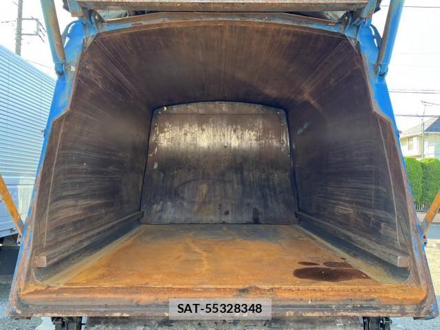Hino RANGER 2015-12 8231553-17