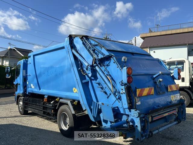 Hino RANGER 2015-12 8231553-3