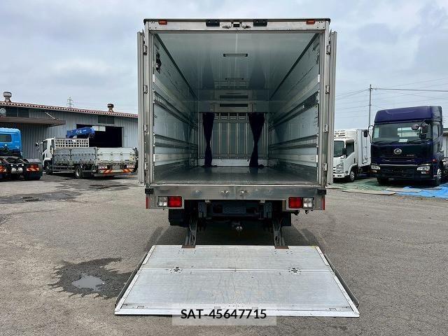 Hino RANGER 2021-05 8231544-9