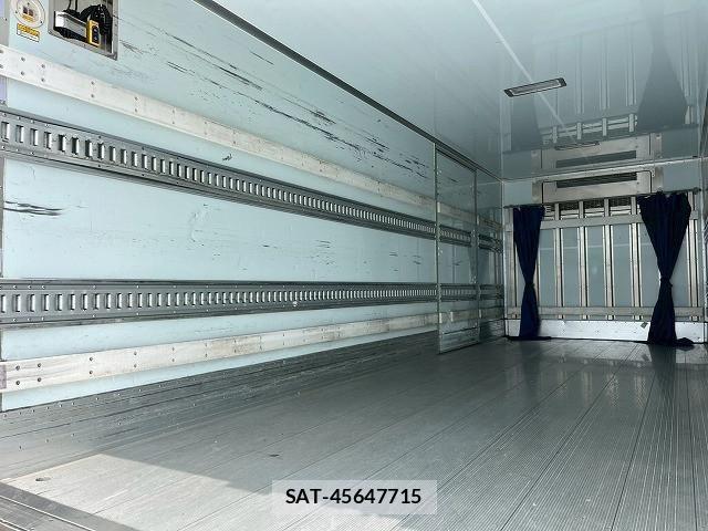 Hino RANGER 2021-05 8231544-12