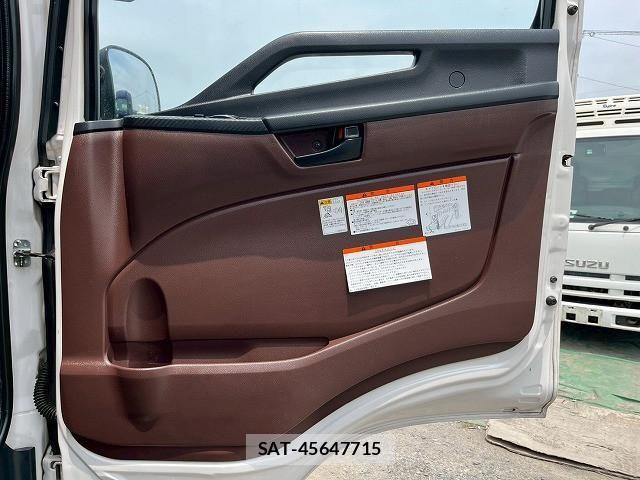 Hino RANGER 2021-05 8231544-18