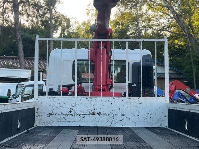 Hino RANGER 2017-02 8231555-13
