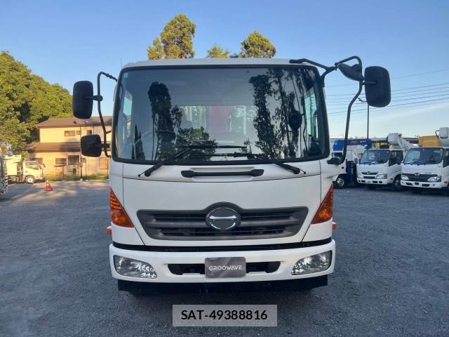 Hino RANGER 2017-02 8231555-5