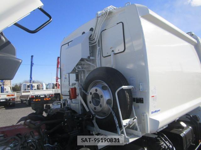 Hino RANGER 2025-12 8231496-25