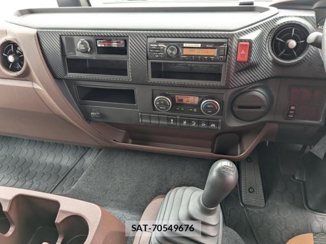 Hino RANGER 2023-08 8231541-25