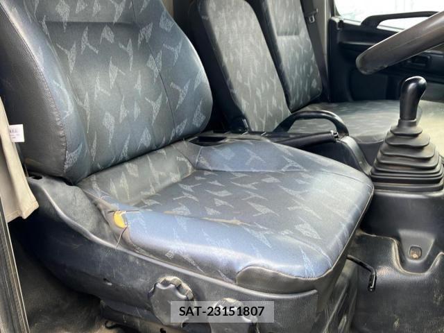 Hino RANGER 2013-02 8246479-17