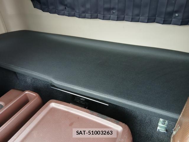 Hino RANGER 2022-04 8246475-20