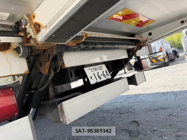 Hino RANGER 2018-06 8246482-22