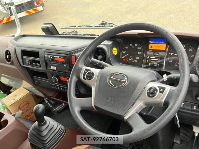 Hino RANGER 2026-01 8246472-22