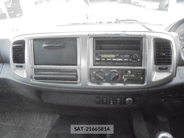 Hino RANGER 2013-03 8246481-9