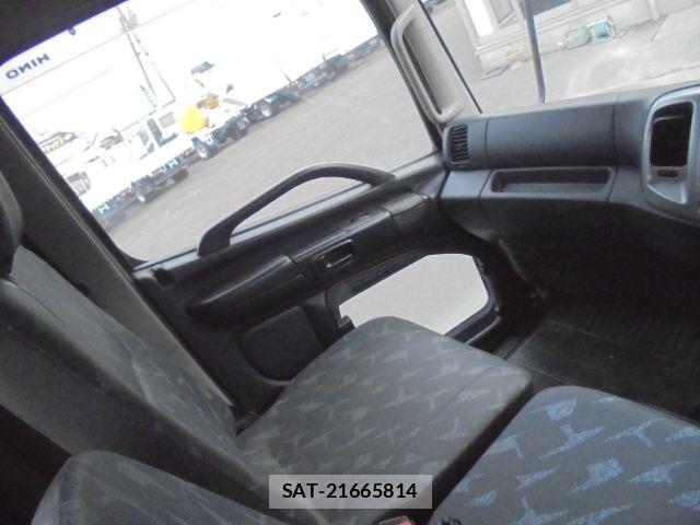 Hino RANGER 2013-03 8246481-13