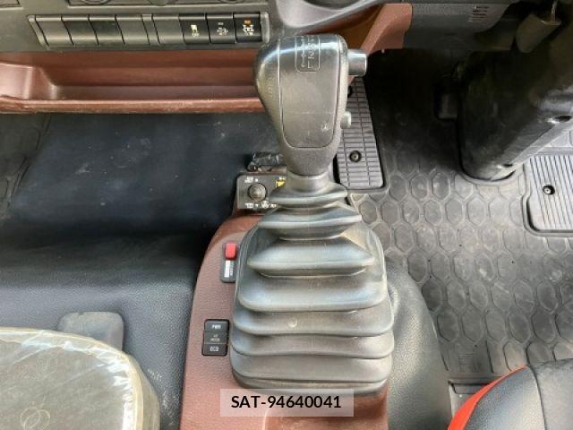Hino RANGER 2017-12 8316647-26