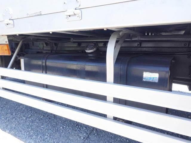 Hino RANGER 2016-06 8311150-18
