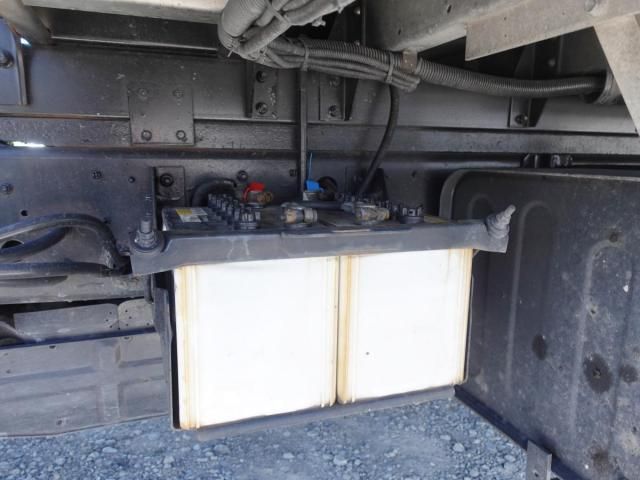 Hino RANGER 2016-06 8311150-19