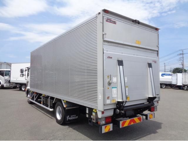 Hino RANGER 2021-02 8311142-3
