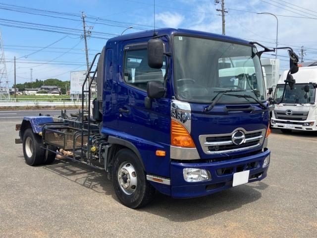 Hino RANGER 2017-04 8311146-1