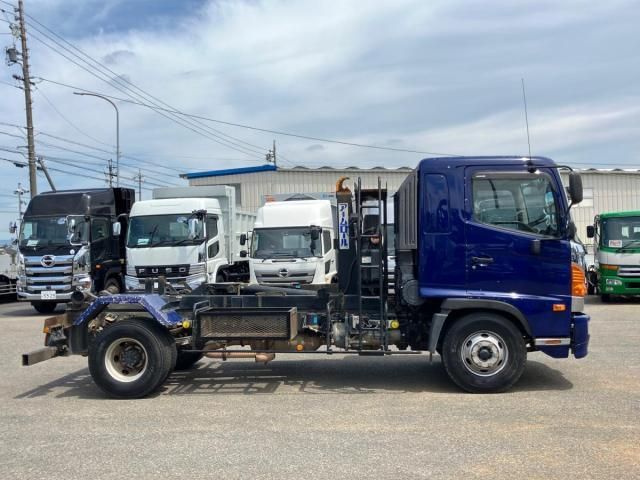 Hino RANGER 2017-04 8311146-5
