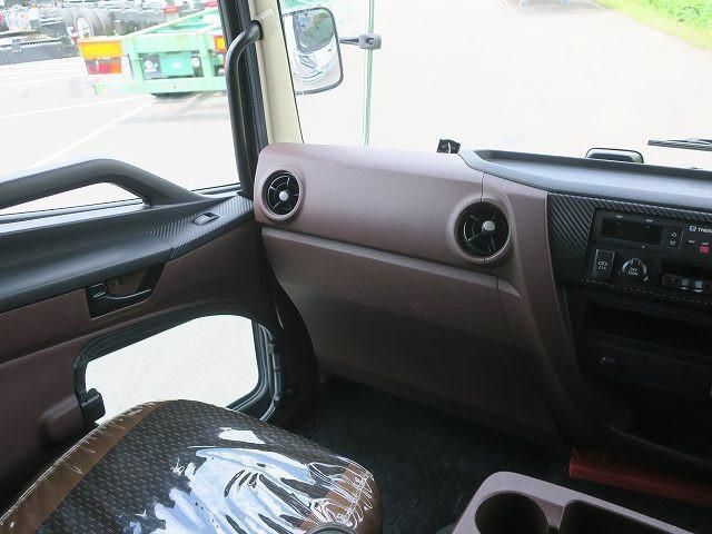 Hino RANGER 2019-08 8311143-17