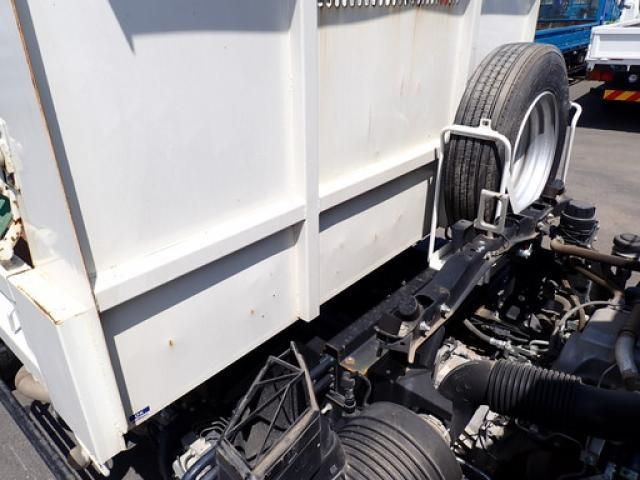 Hino RANGER 2023-05 8331998-14
