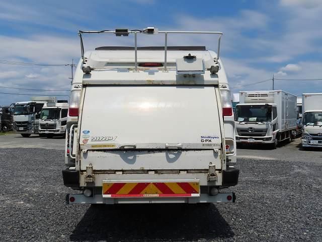 Hino RANGER 2018-03 8331990-4