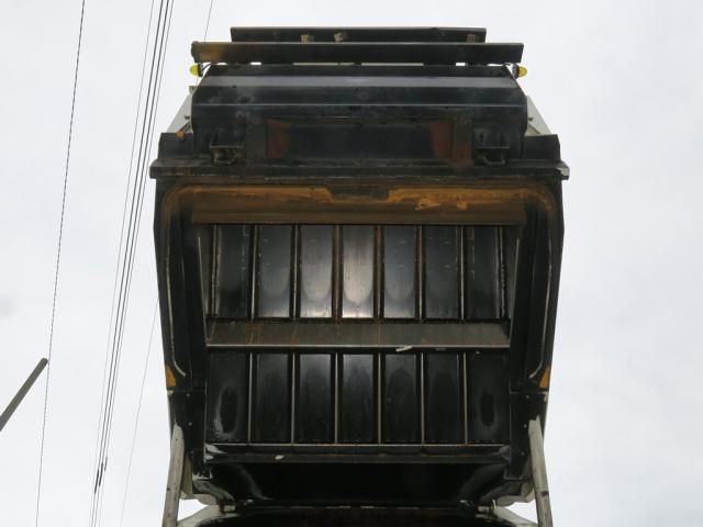 Hino RANGER 2016-11 8332001-9