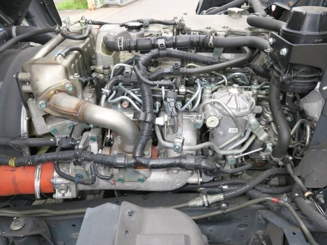 Hino RANGER 2016-11 8332001-24