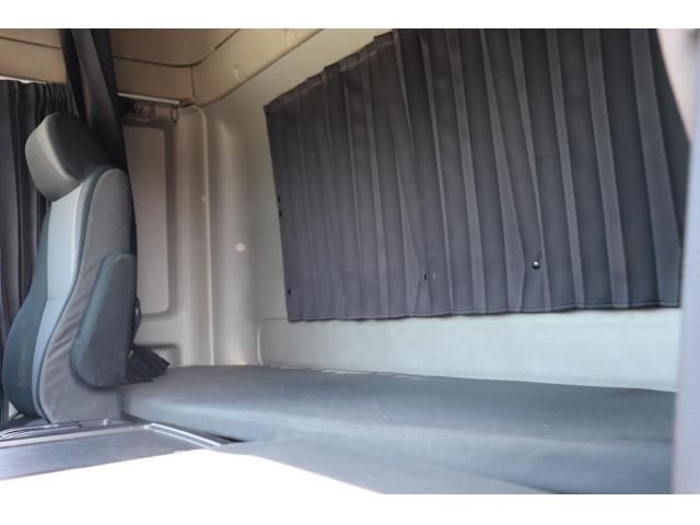 Hino RANGER 2011-03 8332025-18