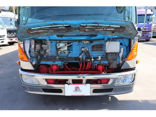 Hino RANGER 2011-03 8332025-21