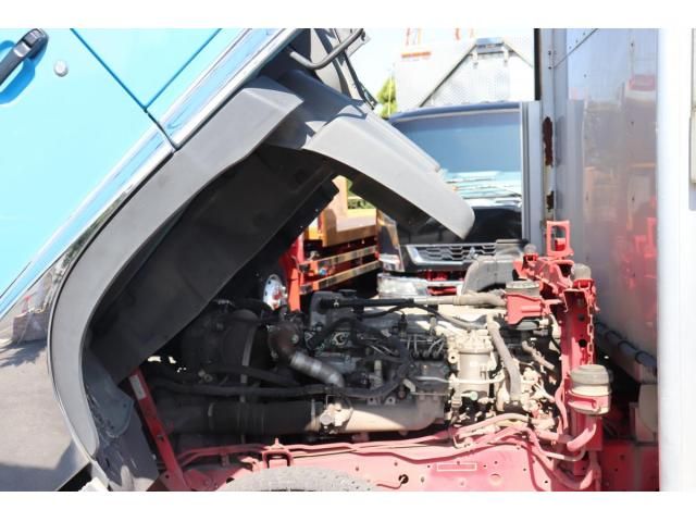 Hino RANGER 2011-03 8332025-22
