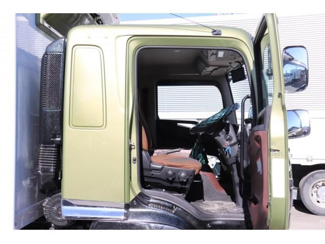 Hino RANGER 2017-11 8331996-10