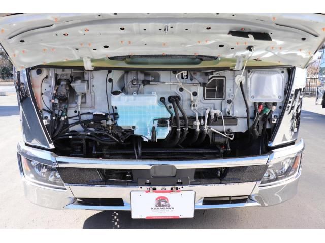 Hino RANGER 2017-11 8331996-19