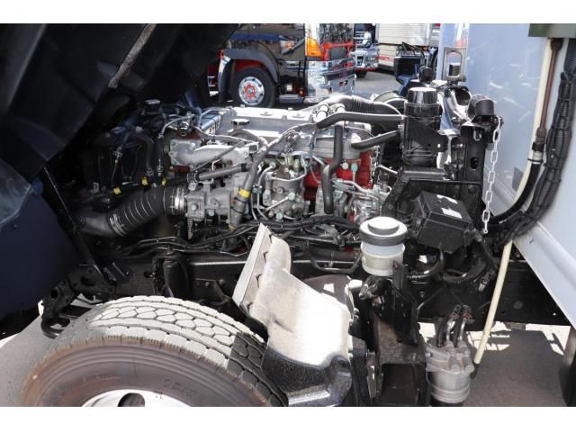 Hino RANGER 2017-11 8331996-20