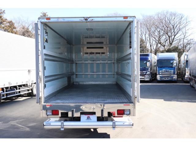 Hino RANGER 2017-11 8331996-5