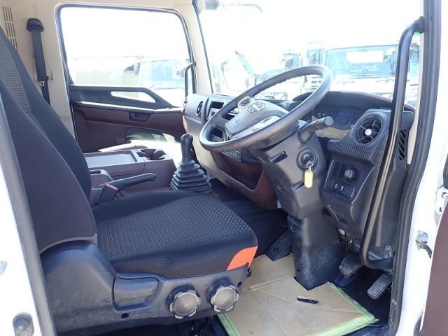 Hino RANGER 2023-06 8331992-13