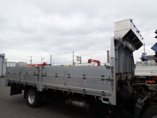 Hino RANGER 2018-09 8332007-10