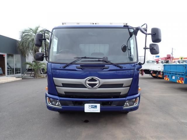 Hino RANGER 2018-09 8332007-1