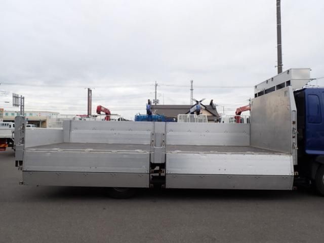 Hino RANGER 2018-09 8332007-28