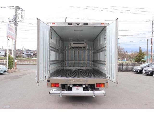 Hino RANGER 2017-07 8332002-12