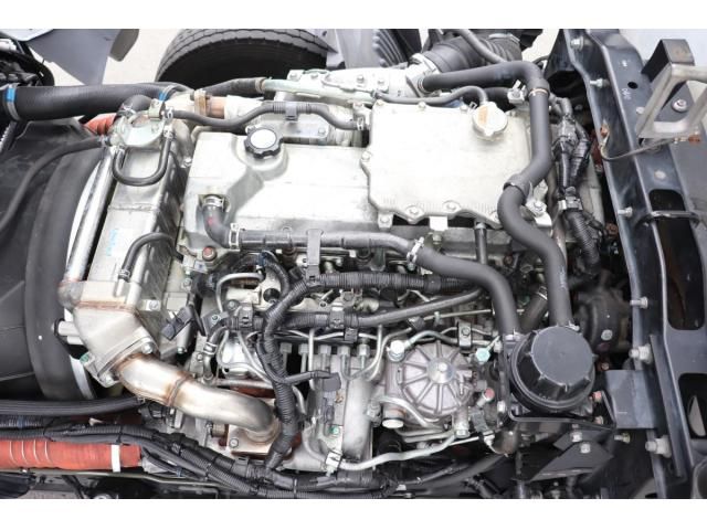 Hino RANGER 2017-07 8332002-23