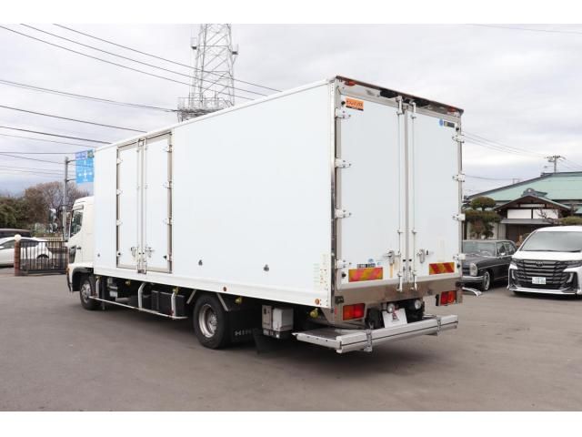 Hino RANGER 2017-07 8332002-3