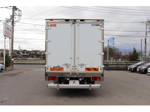 Hino RANGER 2017-07 8332002-4