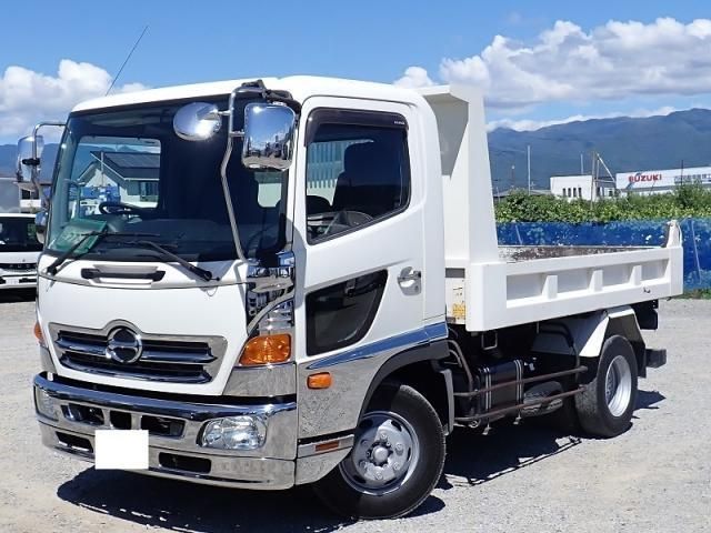 Hino RANGER 2017-03 8332020-1