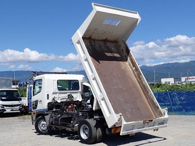 Hino RANGER 2017-03 8332020-3