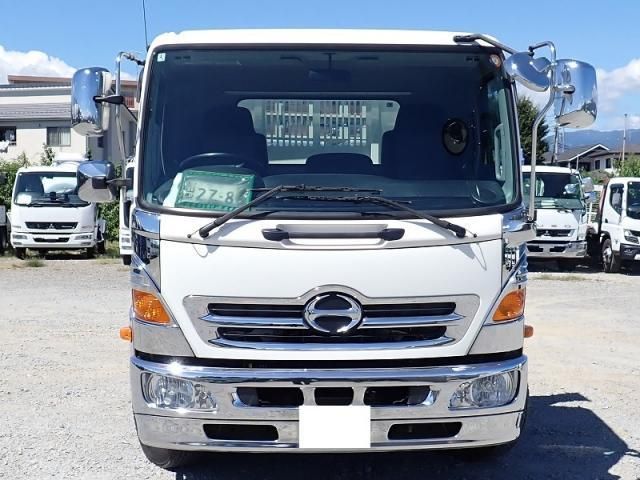 Hino RANGER 2017-03 8332020-4
