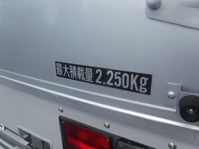 Hino RANGER 2018-03 8331995-14