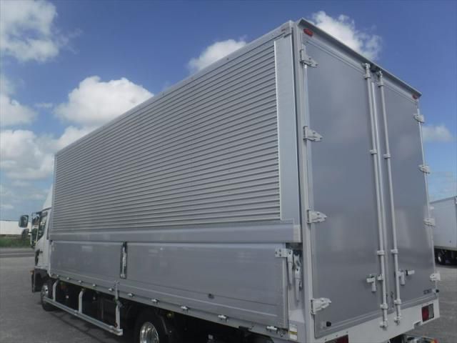 Hino RANGER 2018-03 8331995-17