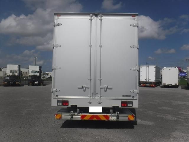 Hino RANGER 2018-03 8331995-20